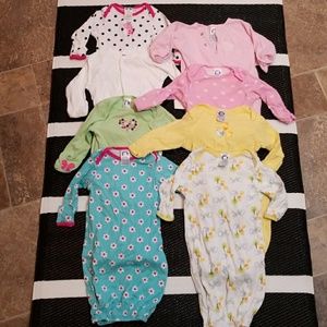 8 Gerber Newborn Sleeper gowns Size 0 -6months